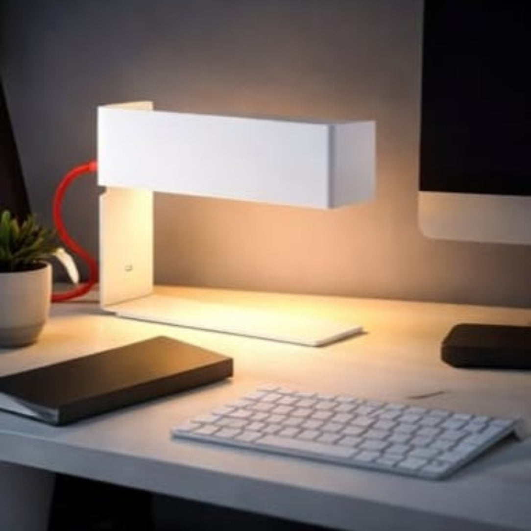 ✨ Modern Minimalist Iron Table Lamp ✨